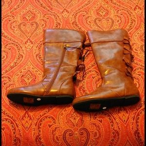 Girls Size 4 Brown Boots with Bows